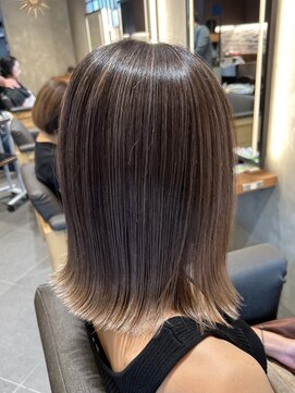 ウェーニー アージェ(VENI a:je) 大人綺麗めハイライト