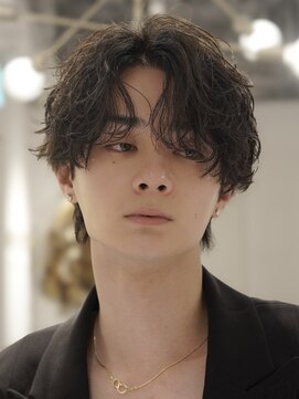 アリエッタ ギンザツー(ARIETTA GINZA2) 波巻きシャドウパーマ/色気髪/波巻きパーマ/センターパート