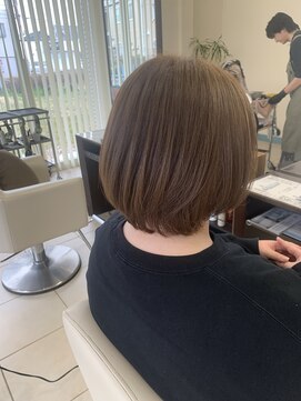 ウィーブリスタ(Weve Rista) ピンクベージュ/アンブレラカラー/クールショート/前髪/富里