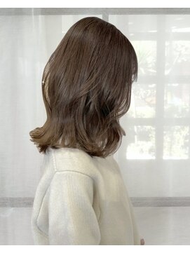 リュミエ ドゥ マッシュ(Lumier de mashu) モカブラウン/ミディアムレイヤー/ミルクブラウン/ベージュ/梅田
