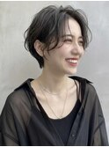 大人可愛い20代30代40代小顔ハンサムショート丸み前下がり