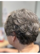 アンジー(Angee) 年齢髪のお悩みは自然なふんわりパーマで解決
