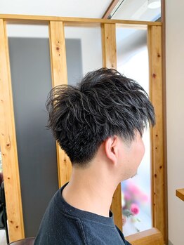 グリート(greet)の写真/パーマでちょっとの違いを演出して、大人の余裕を感じさせるスタイルへ!