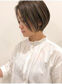 ショートボブ