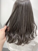 ジーナ 札幌(Zina)&nbsp;【Zina札幌】イメチェン毛先パーマ耳かけ×フォギーベージュ