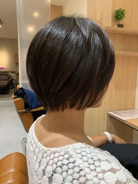 ラブアンドヘアーフロー(Love&Hair Flow) ショートボブ