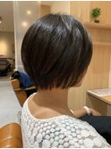 ショートボブ