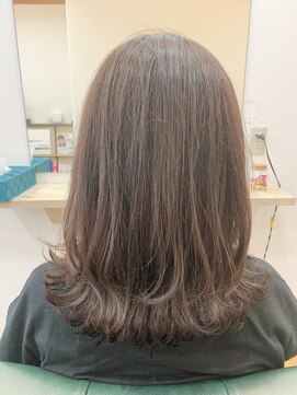 カキーン(cakeen) ミディアムレイヤー×S字ウェーブミルクティーアッシュ