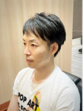 スカイ 大手町プレイス店 ナチュラルツーブロック〈理容室〉