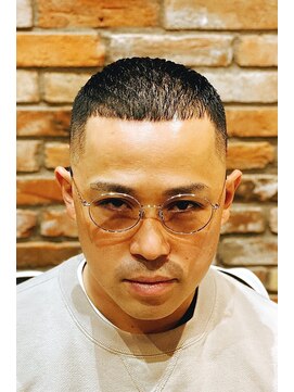 ヒロギンザバーバーショップ 丸の内店(HIRO GINZA BARBER SHOP) フェードカット×クロップ【東京/丸の内/大手町】
