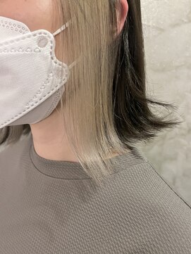 アウル(OWL) 外ハネボブ×ホワイトミルクティー　【OWL六甲】