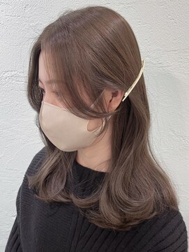 ティア(Tia.) (韓国風/くびれヘア/縮毛矯正/前髪/韓国レイヤー/小顔)
