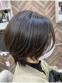 ショートボブ