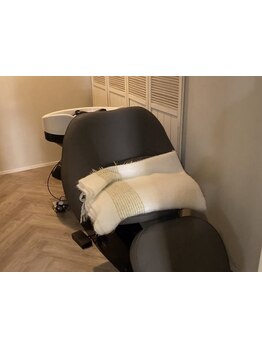 マイクロバブル導入サロン◇頭皮をしっかりほぐし、髪本来の美しさを引き出す!!健康的な美髪を実現＊