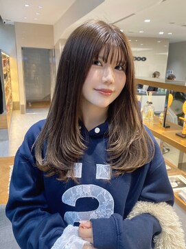 ピークアブー ワン(PEEK-A-BOO ONE) #ローレイヤー#レイヤーカット#透明感カラー