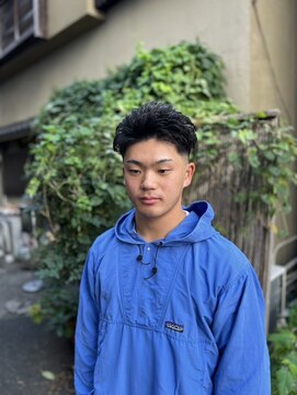 デン 仙台店(DEN) フェザーパーマ/スパイキーショート[榴岡/メンズ/理容室]