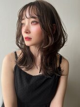 フィル(Fill) 透け感レイヤー×くびれミディ