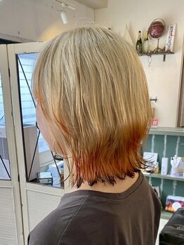 ウィ 立川(Oui)の写真/シアーな質感が断然お洒落♪ハイライトで創るリアル外国人風Style。透き通る色味と質感が今っぽ可愛い。