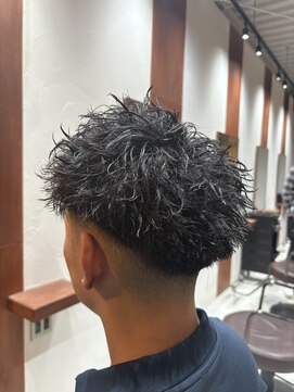 ピンパーマスパイキー