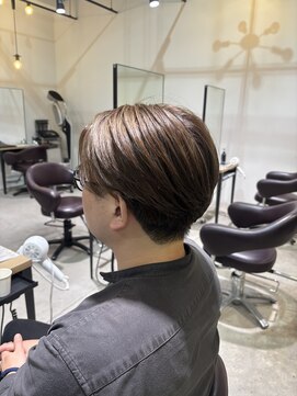 グランデュール 浜松東若林店(GRANDEUR) 脱白髪染め