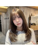 ドルセ(Dulce) オリーブベージュ×ロングレイヤー透明感カラー
