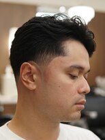 ザ チョップ ショップ ハラジュク(THE CHOP SHOP HARAJUKU)&nbsp;原宿渋谷理容室テーパーフェードカットメンズセンターパート