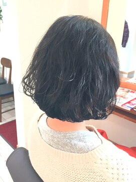 タイニータイニー(tiny tiny) ふんわりパーマ