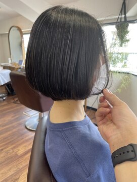 レイラバイアフロート 吉祥寺(Lila by afloat) 美シルエットなグラデーションボブマッシュショート【小笠原】