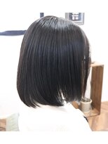 ウィスカーヘアー(whisker hair)&nbsp;レイヤーボブ