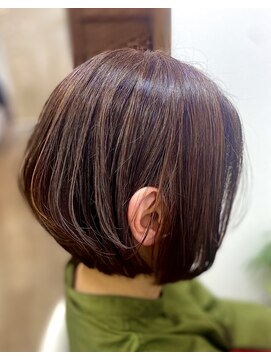 きれい髪美容所 シークレットハイライト(糸ライト)ふんわりボブ