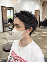 ヴィップルーム(viproom) ビジネスマン/スパイラルパーマ/フェードカット簡単スタイリング