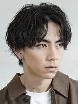 イズバイフィフス(is by fifth) 波巻きスパイラルパーマセンターパートツイストスパイラルパーマ