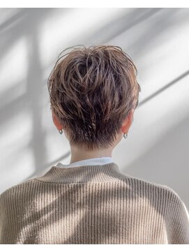 ルプラ ブリリアント(le-pla brilliant) マッシュショート/パーマ/アッシュベージュ/ブリーチなし/豊橋