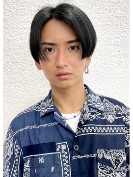 ヒール 銀座(heel) 韓国マッシュコンマヘア毛流れセンターパートワンカールパーマ