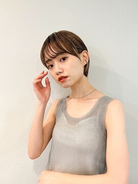 メモリーズ 銀座(Memories) 白髪ぼかしハイライト脱白髪染め白髪ぼかし大人ショート絶壁解消