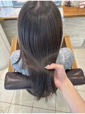 透明感グレージュ