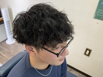 ウォークヘアーの写真/細かい”ありたい”イメージのカウンセリングから理想のスタイリングをマンツーマンで創りあげる。