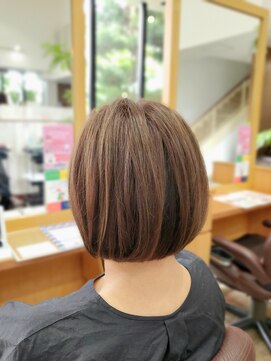 アン アオヤマ(Ann AOYAMA) オトナBOB／ハイライトカラー