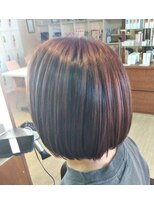 マニス(manis)&nbsp;丸み小顔うるツヤショートボブ×立体感アンブレラカラー20代30代