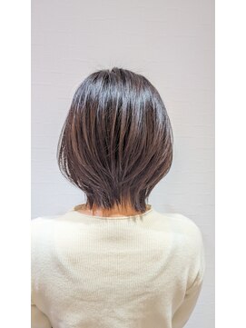 ルカルム(Le Calme) 艶出しショート