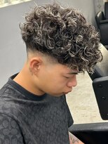 エルマーク 京都駅前(L-MARK)&nbsp;メッシュハイライトスパイラルパーマツイストパーマツーブロック