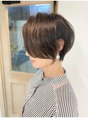 白髪ぼかしで自然な透明感ボブ