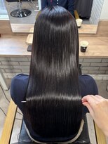 モク(mok)&nbsp;美髪縮毛矯正で乾かすだけで艶髪！