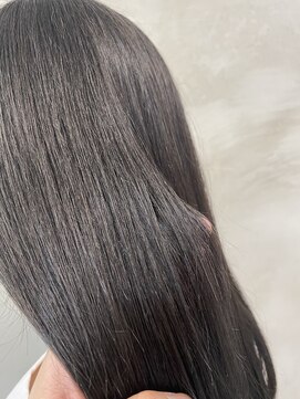 ペスカ 長町南店(pesca) 暗染 ダークグレージュ (トーンダウン ブリーチ履歴あり)OIKAWA