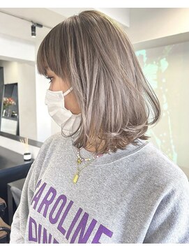 ルーヴェ(LOWE) 【なつみ】ミルクティベージュのブラウングラデーションロブ