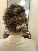 ミディアムヘアアレンジ〔八戸・田向〕