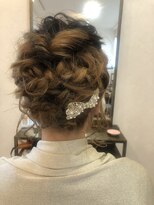 オルオル(OluOlu)&nbsp;ミディアムヘアアレンジ〔八戸・田向〕