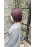 鮮やか暖色系モーブピンク×重ため切りっぱなしボブ