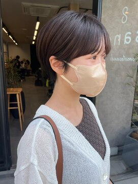 ロット 横浜(lot) 小顔丸みショート/くびれヘア/暗めカラー[横浜駅]