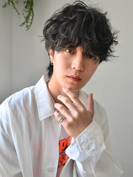 ディッセンバー 神宮前(December) ニュアンスパーマアッシュブラックウルフ波巻きスパイラル渋谷